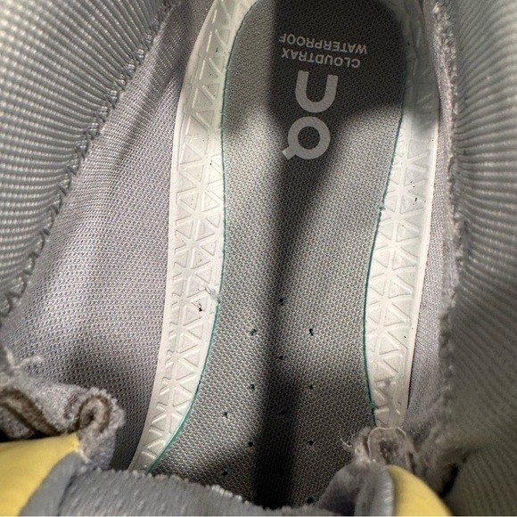 ON Cloudtrax Waterproof women’s Hiking / running Shoe green & gray size 11 - Picture 7 of 10